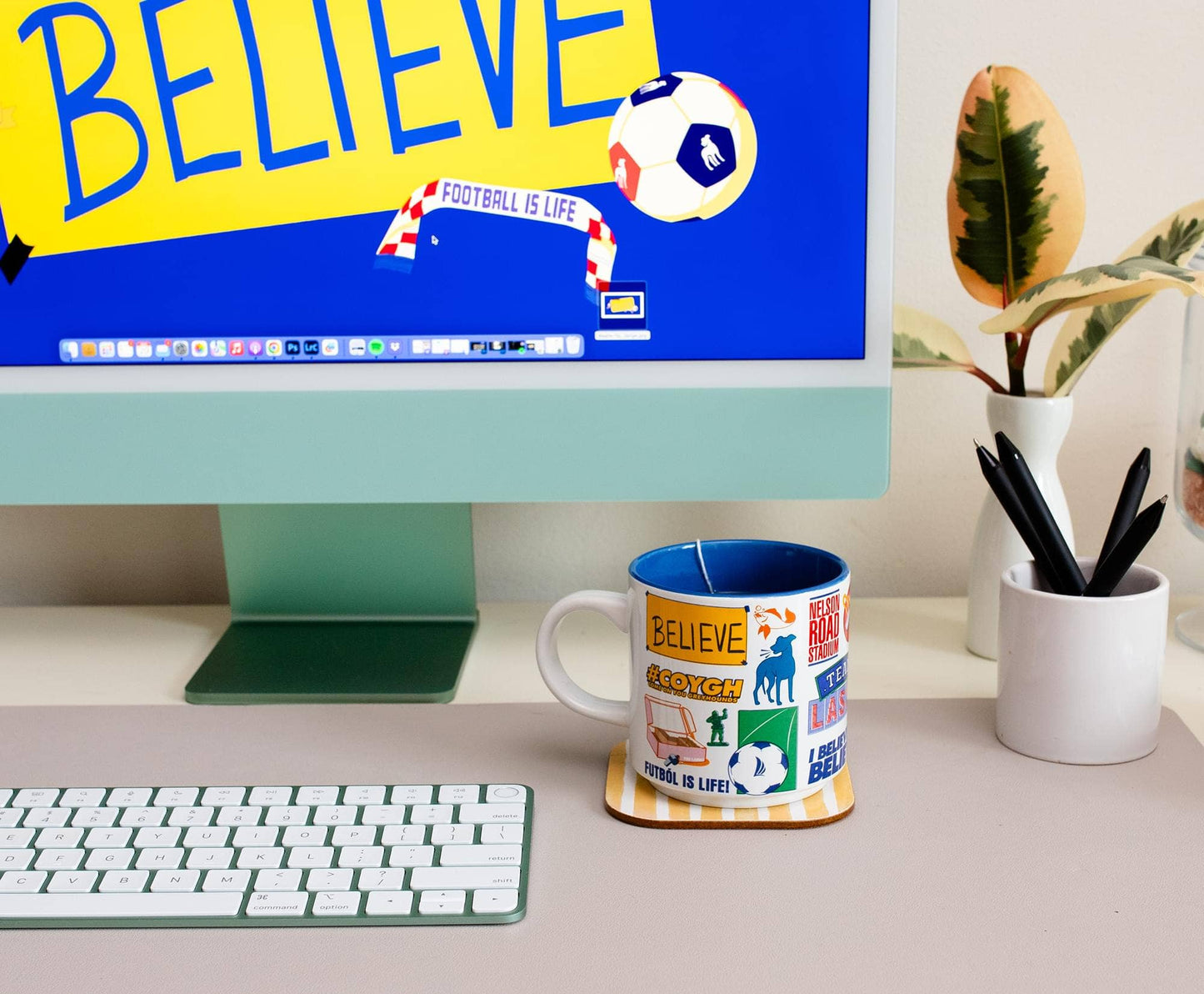 Ted Lasso Icons Ceramic Mug 13oz