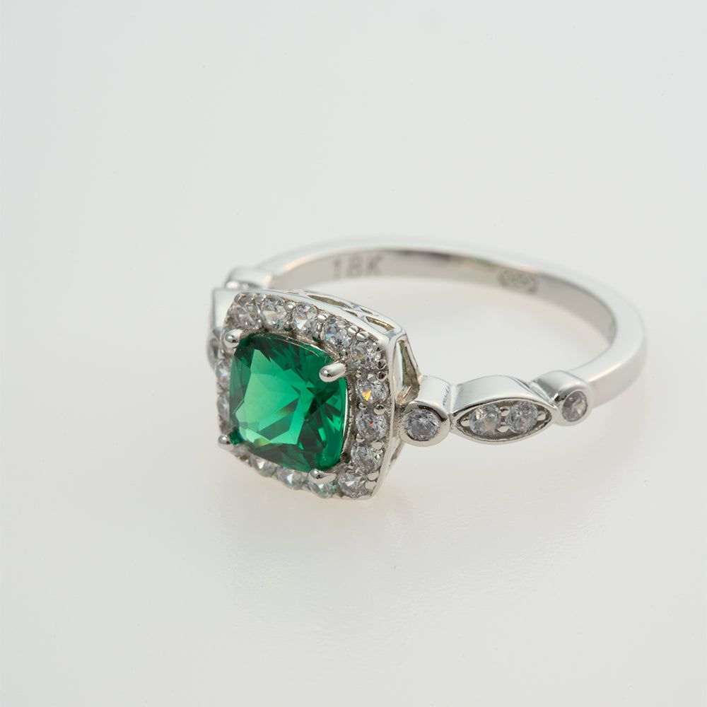 Enchanted Emerald™ Ring — 18K White Gold | Diamond Accent